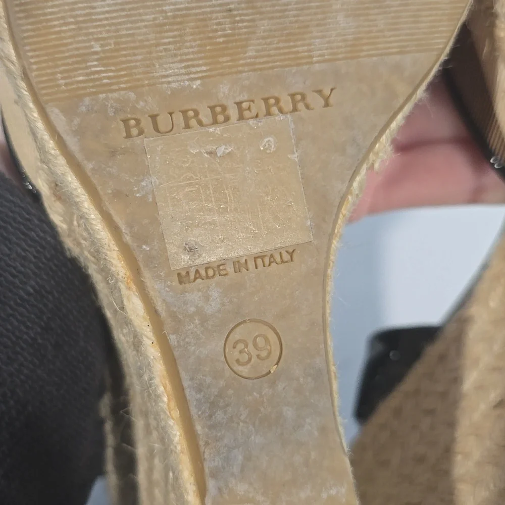 Burberry Plaid Wedge Sandals Espadrilles Size 39 with Box - Picture 9 of 16